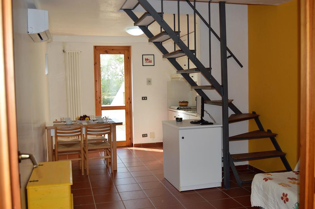 Raggio Di Sole Aparthotel Alberobello Bagian luar foto