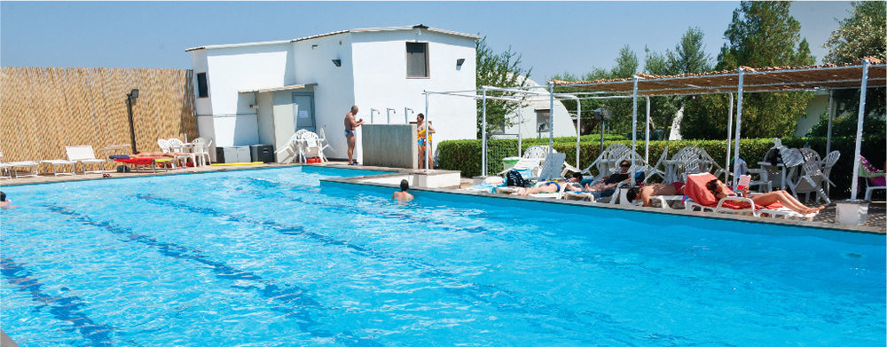 Raggio Di Sole Aparthotel Alberobello Bagian luar foto