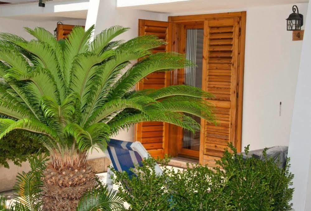 Raggio Di Sole Aparthotel Alberobello Bagian luar foto